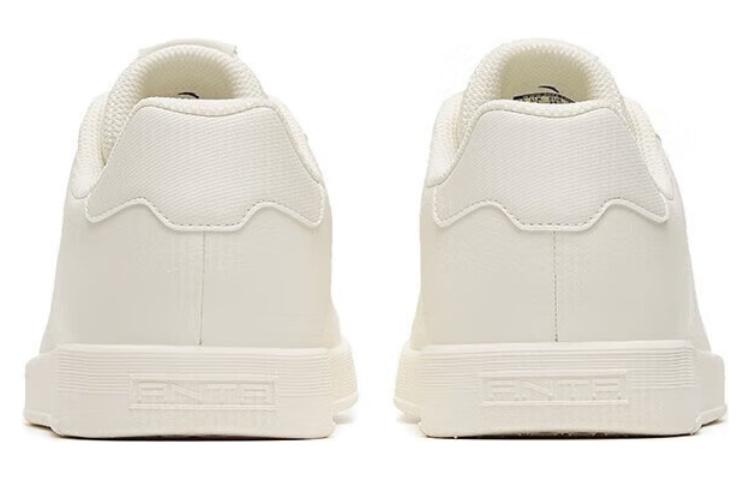 Lookbook (W) Anta Kasual Rendah 'Putih Gading' 122248062-1