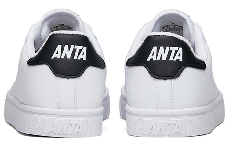 Shop (W) 安踏休闲低帮白黑配色 922148050-2