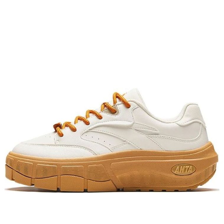(Women) Anta Casual Low 'White Cream Caramel' 122418086-4