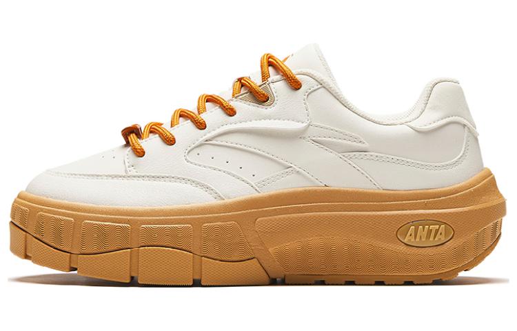 Order (W) Anta Kasual Rendah 'Putih Krim Karamel' 122418086-4