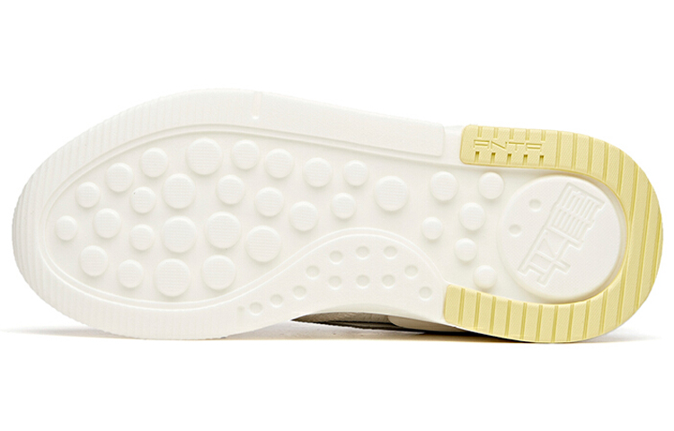 Purchase (W) Anta Life Series Sneakers 'Putih Kelabu' 122048808-1