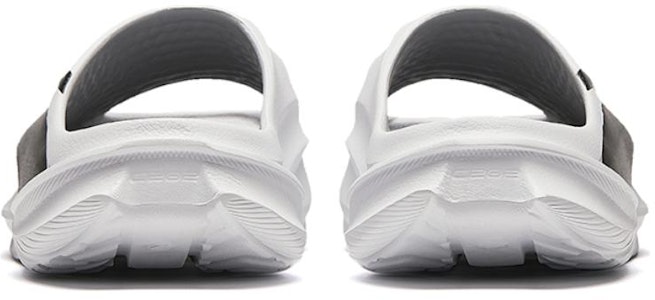 (W) 安踏休闲拖鞋‘白银黑’ 122438521-1 Lookbook (W) 安踏休闲拖鞋‘白银黑’ 122438521-1