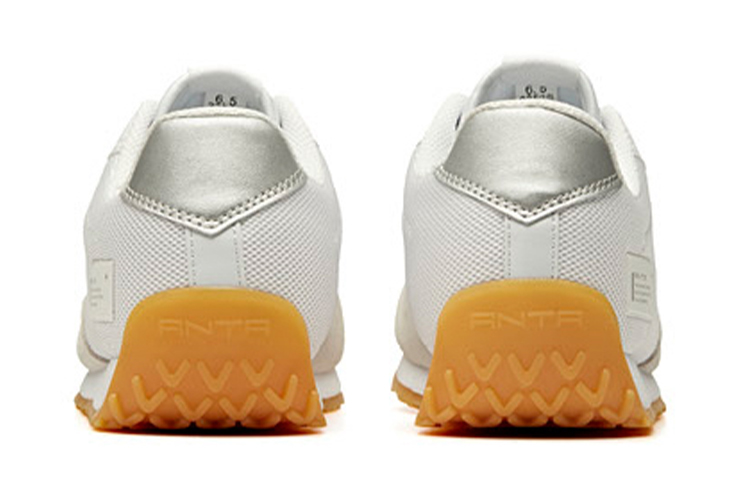Purchase (W) Anta Série Classique Bas ''Blanc'' 121948852R-3