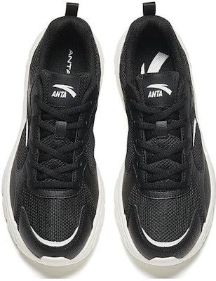 (W) Sneakers Anta Seri Lari 'Hitam Putih' 922345580-1 Lookbook (W) Sneakers Anta Seri Lari 'Hitam Putih' 922345580-1