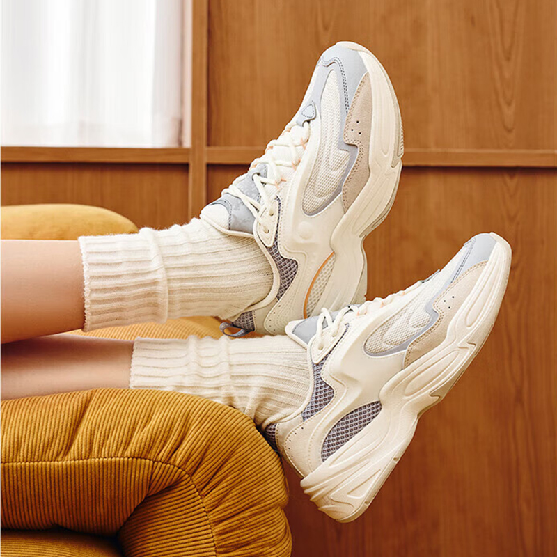 Details for (W) Anta Crossover 'Putih Kelabu' 122348850-3