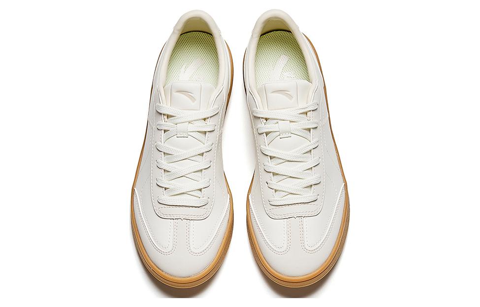 Lookbook Anta安踏 德訓 軍訓鞋 防滑 低筒 板鞋 女款 象牙白