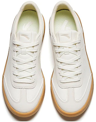 Anta安踏 德訓 軍訓鞋 防滑 低筒 板鞋 女款 象牙白 Lookbook Anta安踏 德訓 軍訓鞋 防滑 低筒 板鞋 女款 象牙白