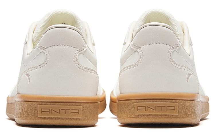 Shop Anta安踏 德訓 軍訓鞋 防滑 低筒 板鞋 女款 象牙白