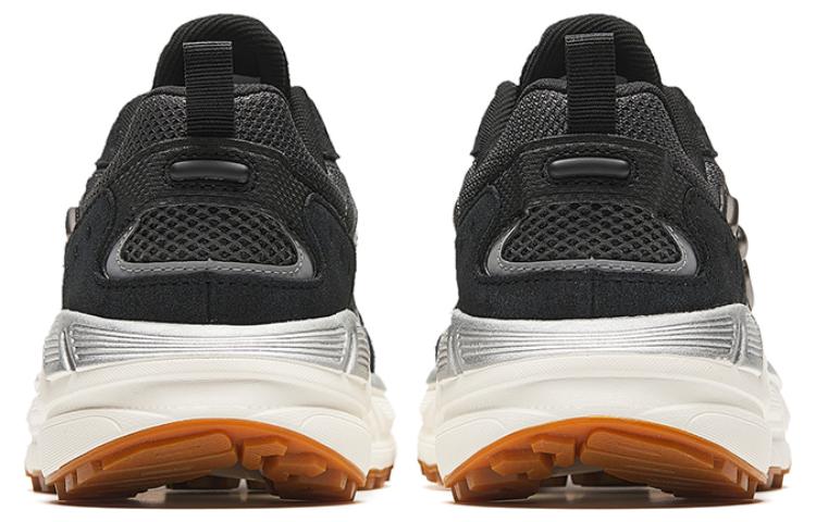 Shop (W) 安踏引擎'黑银白' 122348863-2