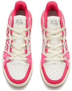 Anta安踏 烈焰4.0 防滑耐磨 低筒 板鞋 女款 白紅 Lookbook Anta安踏 烈焰4.0 防滑耐磨 低筒 板鞋 女款 白紅