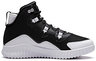 安踏 輕便舒適 高幫休閒板鞋 女款 白黑色 Order 安踏 輕便舒適 高幫休閒板鞋 女款 白黑色