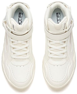 (W) 安踏高帮'白色减震保暖' 922048011-4 Lookbook (W) 安踏高帮'白色减震保暖' 922048011-4