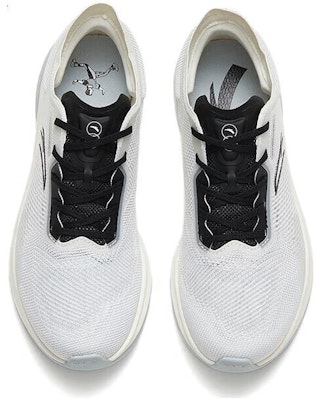 Anta安踏 氢跑五代 防滑耐磨 低筒 跑步鞋 女款 白灰 Lookbook Anta安踏 氢跑五代 防滑耐磨 低筒 跑步鞋 女款 白灰