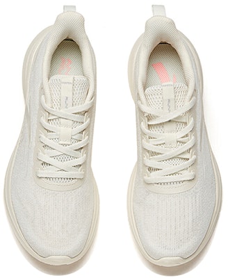 (W) Anta Hydrogen Runner 3 Low 'Putih Gading' 122235570S-2 Lookbook (W) Anta Hydrogen Runner 3 Low 'Putih Gading' 122235570S-2