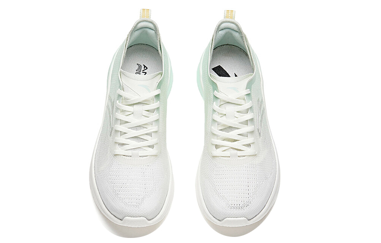 Lookbook (W) Anta Hydrogen Running 3 Low 'Putih Aqua' 122125540-8