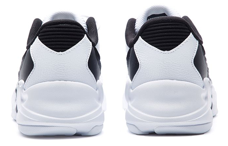 Shop (W) 安踏休闲老爹鞋 '白黑' 12818852-6