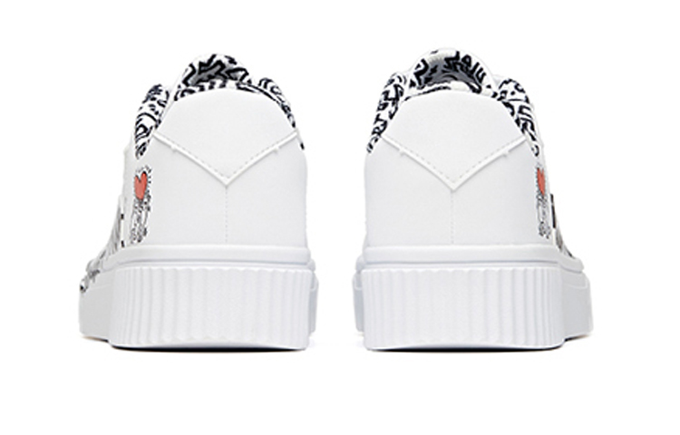 Shop (W) Anta Life Series Rendah 'Putih Hitam Merah' 922038023-10