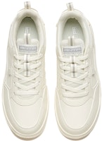 Anta安踏 生活系列 防滑耐磨 低筒 板鞋 女款 米白 Shop Anta安踏 生活系列 防滑耐磨 低筒 板鞋 女款 米白