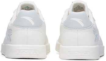 安踏 生活系列 休閒低幫板鞋 女款 白色 Purchase 安踏 生活系列 休閒低幫板鞋 女款 白色