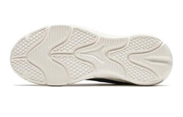 Purchase (Women) Anta Lightweight Trainer Low 'Black White' 922347792-1
