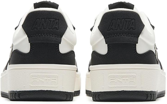 Anta安踏 防滑耐磨 低筒 滑板鞋 女款 黑白色 Shop Anta安踏 防滑耐磨 低筒 滑板鞋 女款 黑白色