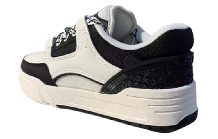 Shop (W) 安踏低帮运动鞋‘象牙白/基础黑’ 122338040S-4