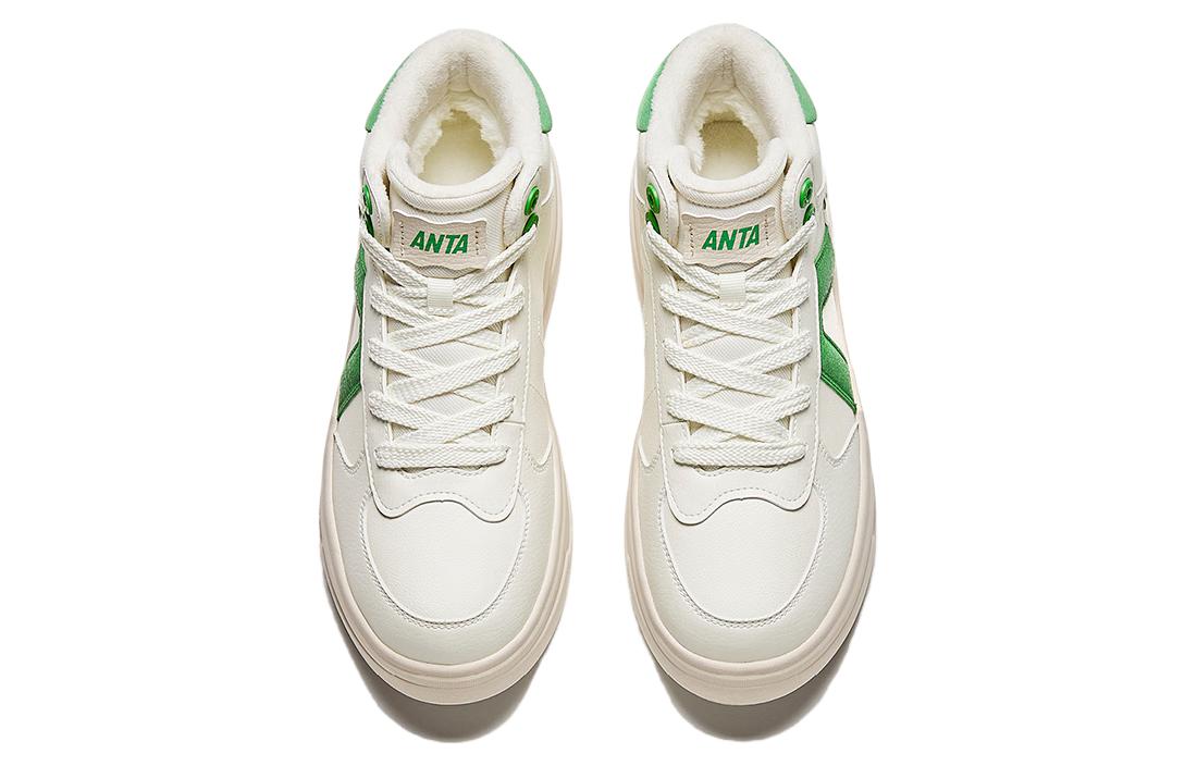 Lookbook (Women) Anta Low-Top Skateboard 'Comfortable Versatile White Green' 122348902-1