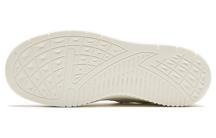 Purchase (W) 안타 심플 화이트 그린 로우탑 스니커즈 922418065-3