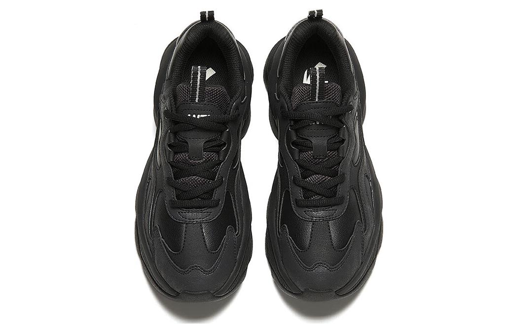 Lookbook (W) Anta Low 'Hitam Kacang' 122418885-7