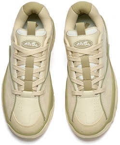 (W) Anta Sepatu Low Top 'Sol Tebal Kuning-Putih' 922238083-3 Lookbook (W) Anta Sepatu Low Top 'Sol Tebal Kuning-Putih' 922238083-3