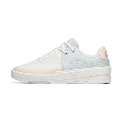 (W) Anta Low-Top 'White Green Blue'