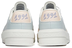 Anta安踏 耐磨防滑 低筒 板鞋 女款 白綠藍 Purchase Anta安踏 耐磨防滑 低筒 板鞋 女款 白綠藍