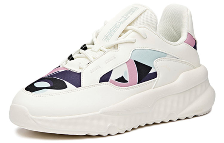 Lookbook (W) 安踏低帮皮革鞋款 '白绿紫' 122038842-4