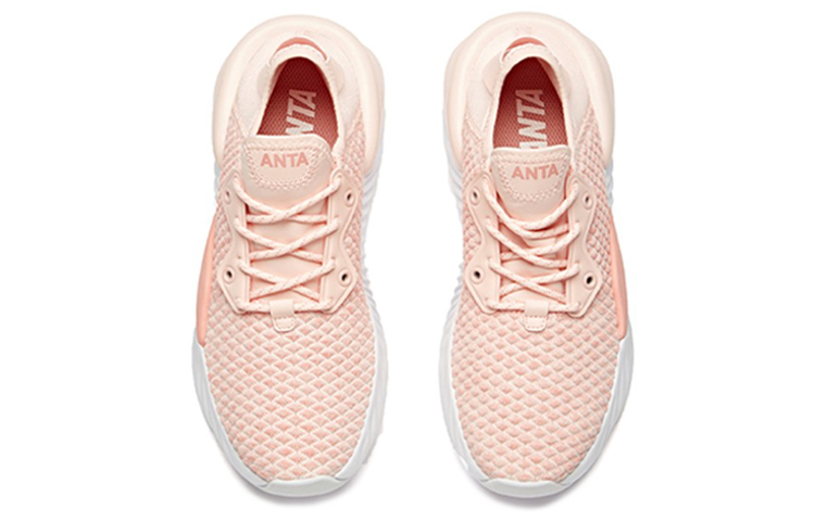 Lookbook (W) Anta Low-Top Running 'No Boundaries Nude Pink' Sepatu Lari Wanita. 92918802-3