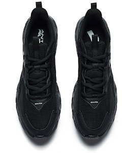 安踏 低筒 跑步鞋 女款 黑色 輕薄休閒 Lookbook 安踏 低筒 跑步鞋 女款 黑色 輕薄休閒