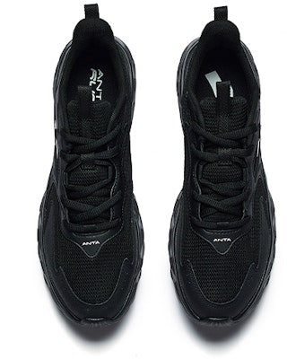 安踏 低筒 跑步鞋 女款 黑色 輕薄休閒 Lookbook 安踏 低筒 跑步鞋 女款 黑色 輕薄休閒