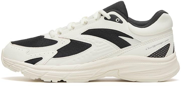 women-anta-low-top-running-shoes-black-and-white-122245595-1