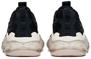 Anta安踏 減震防滑 低幫 跑步鞋 女款 黑金 Purchase Anta安踏 減震防滑 低幫 跑步鞋 女款 黑金