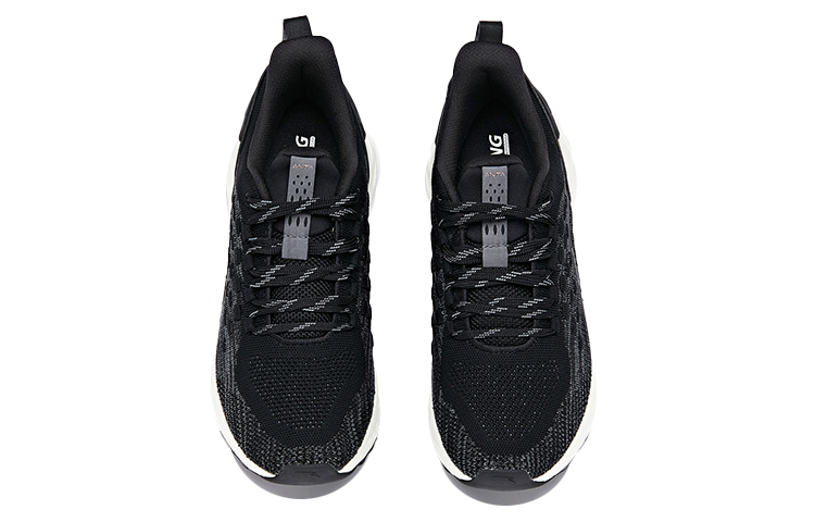 Lookbook (W) 安踏低帮跑鞋'黑白' 12915588-3