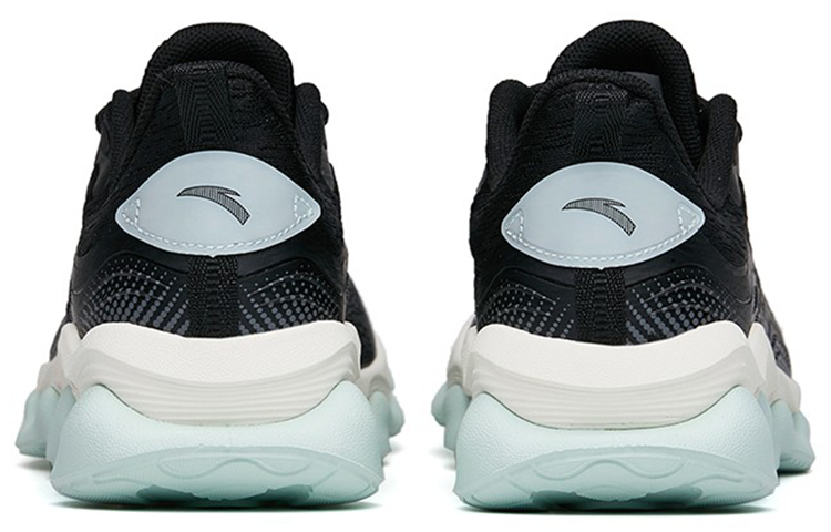 Shop Anta安踏 柔軟柱科技 低筒 跑步鞋 女款 黑灰 舒適百搭