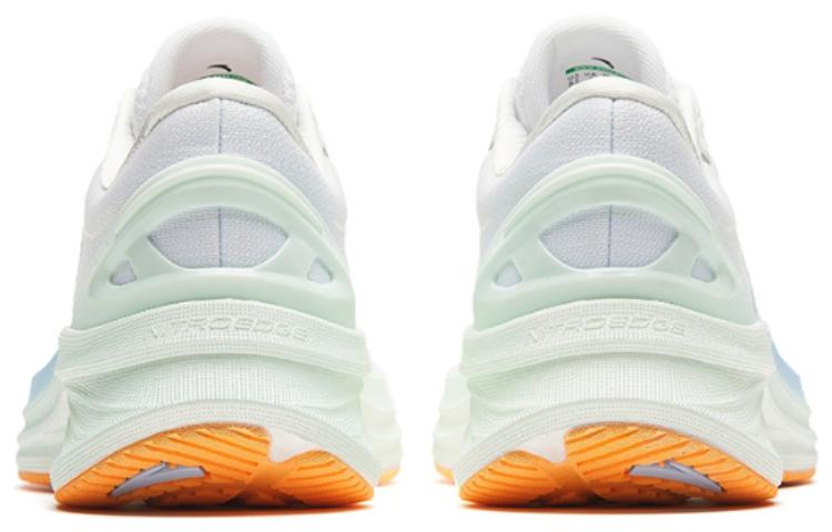 Shop (W) (女性用) 安踏 ロートップランニングシューズ『ホワイトブルー』122415582-7 122415582-7