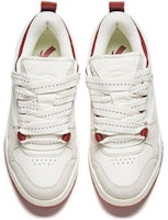 安踏海鹽潮流麵包鞋防滑減震低幫板鞋女款白紅色 Lookbook 安踏海鹽潮流麵包鞋防滑減震低幫板鞋女款白紅色