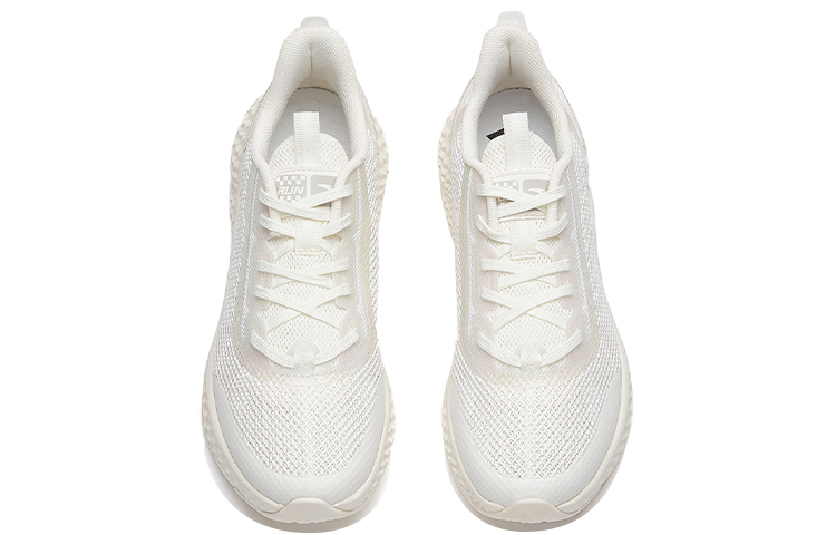 Lookbook (W) Anta Martian Foam ''Elfenbein'' 122035518-1