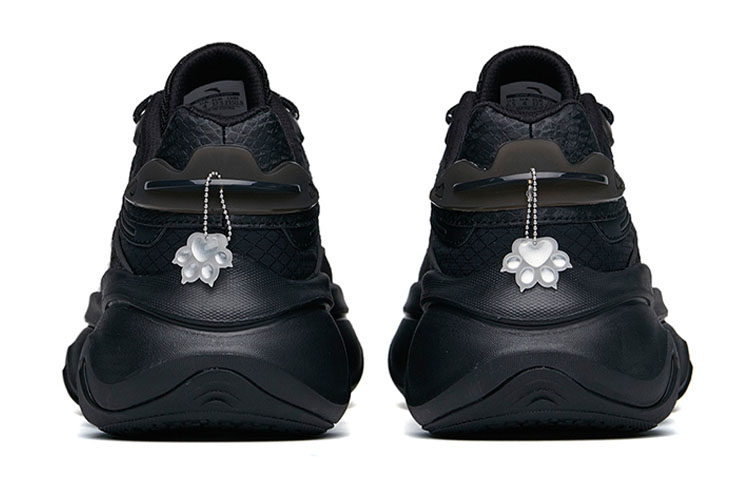 Shop 安踏 喵喵鞋2.0 厚底 減震防滑耐磨 低幫 老爹鞋 女款 黑色