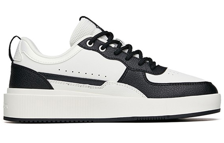 Order (W) Anta Skate Warna Susu 'Putih Hitam' 922228012-5