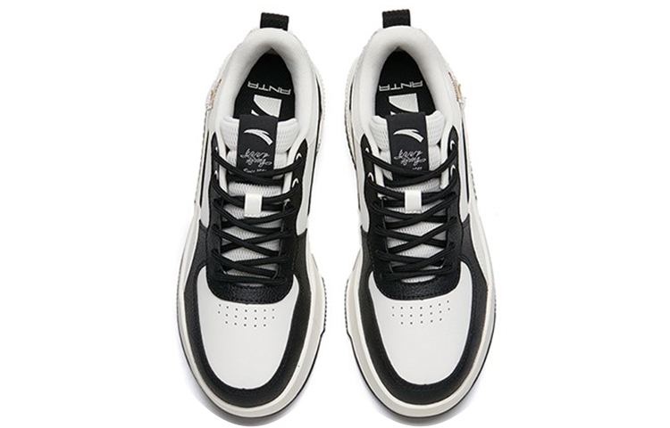 Shop (W) Anta Skate Warna Susu 'Putih Hitam' 922228012-5