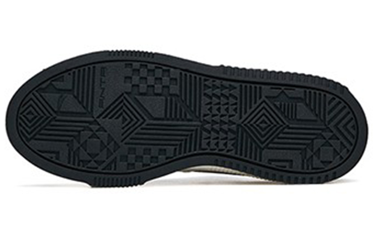 Details for (W) Anta Skate Warna Susu 'Putih Hitam' 922228012-5