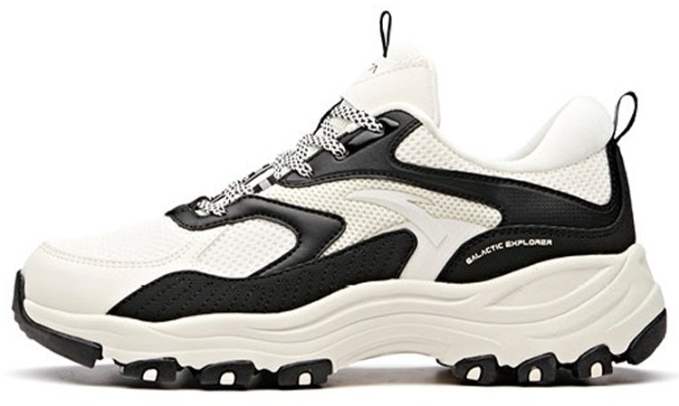 women-anta-outdoor-series-low-white-black-12846601-3