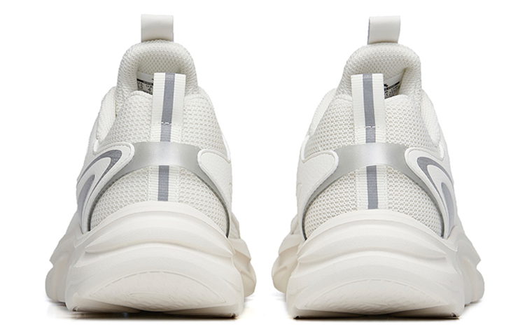 Shop (W) 안타 러닝 시리즈 '화이트 실버' 922245522-1