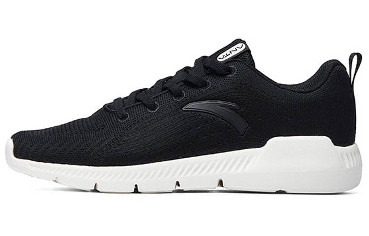 Buy (W) Anta Running Series Low 'Hitam' 122035579-3